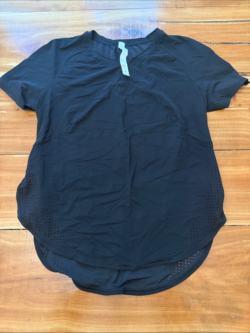 Lululemon Running Shirt, Size 4, Black, Like New 🖤🖤🖤